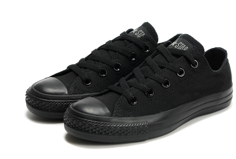 Chaussure Converse Chuck Taylor All Star Classic Basse Femme Noir